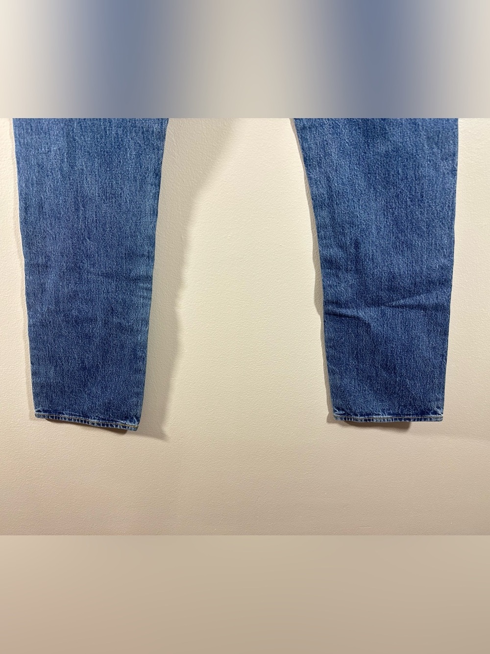 Levis 501 Mens Original Fit Button Fly Straight Leg Size 30x32 Blue Denim Jeans - Picture 9 of 13